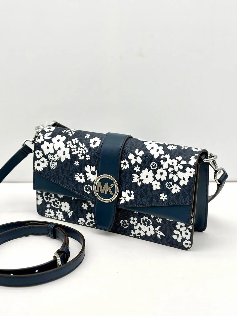 MICHAEL KORS Greenwich Medium Signature Logo Convertible Shoulder Bag Crossbody